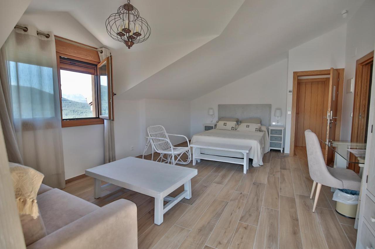 La Posada De Ojebar Nordica Rasines エクステリア 写真
